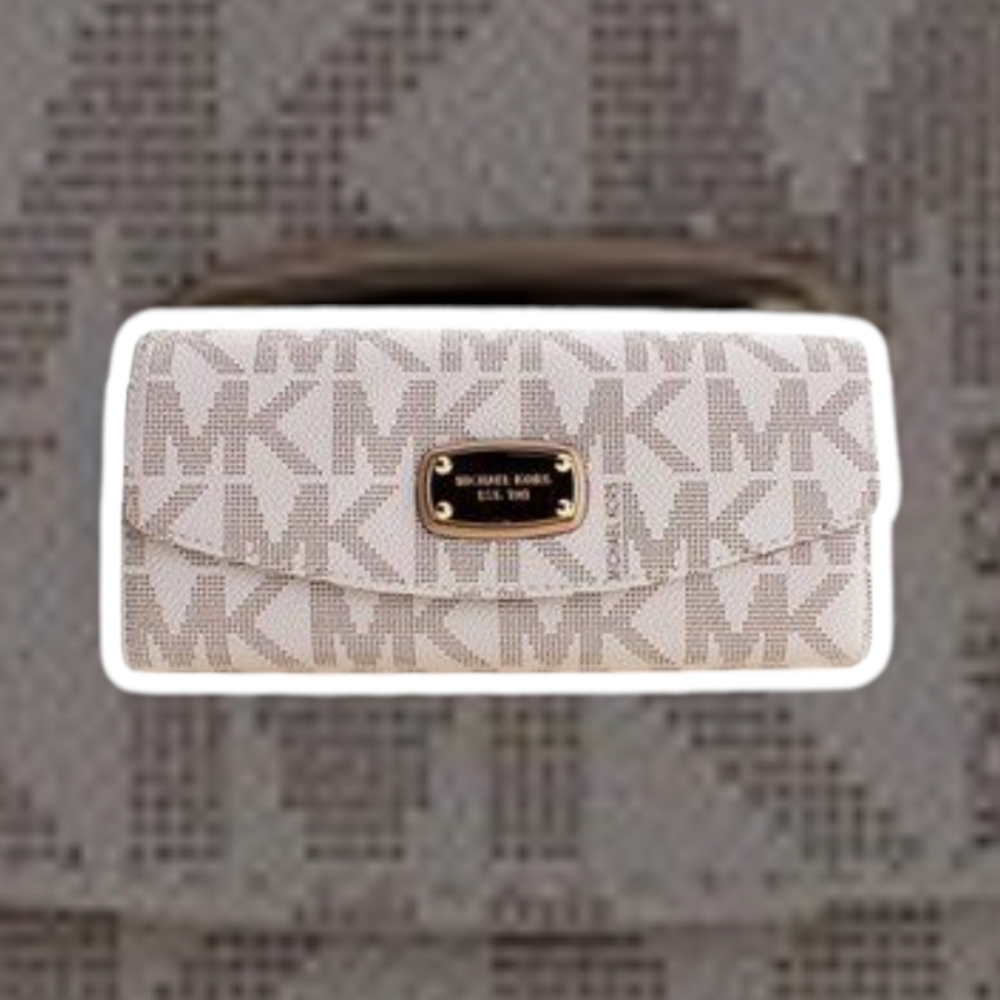 (NWOT) Michael Kors® Jet Set Slim Flap Wallet - Vanilla